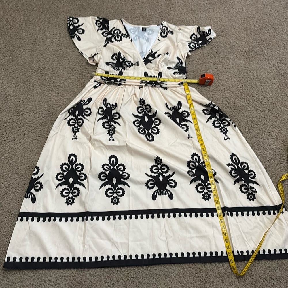 Casual Printed V-Neck Cinching Waist Dress